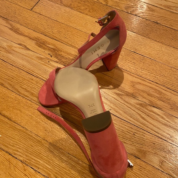 M. Gemi Pink Suede Sandals-Size 7 - Picture 3 of 8